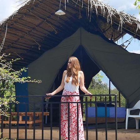 Basecamp - Yala Hotel Luaran gambar